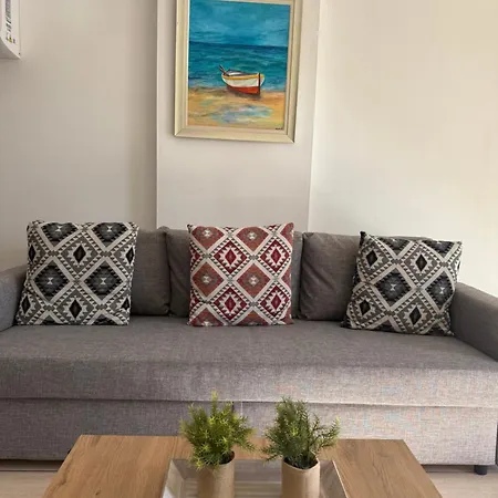 شقة Welcome To 50m From The Beachfront